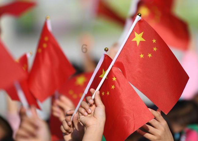 一杯热饮 向寒冬里的城市守护者致敬